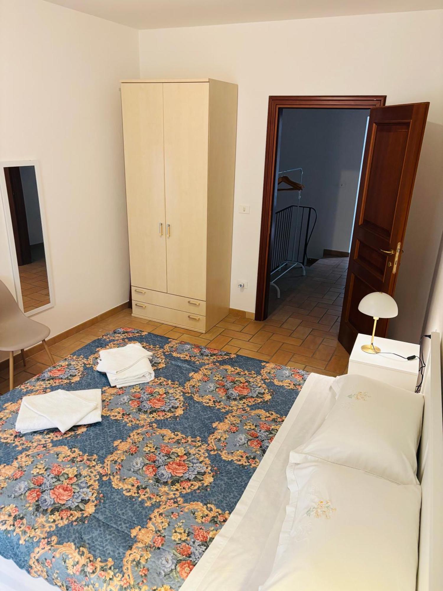 Al Belvedere Apartment II Atri Exteriör bild